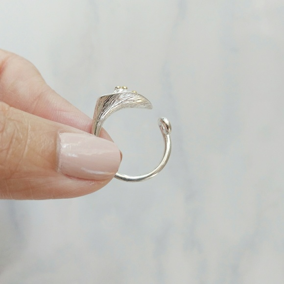 925 Sterling Silver Lily Flower Open Ring - Picture 5 of 5